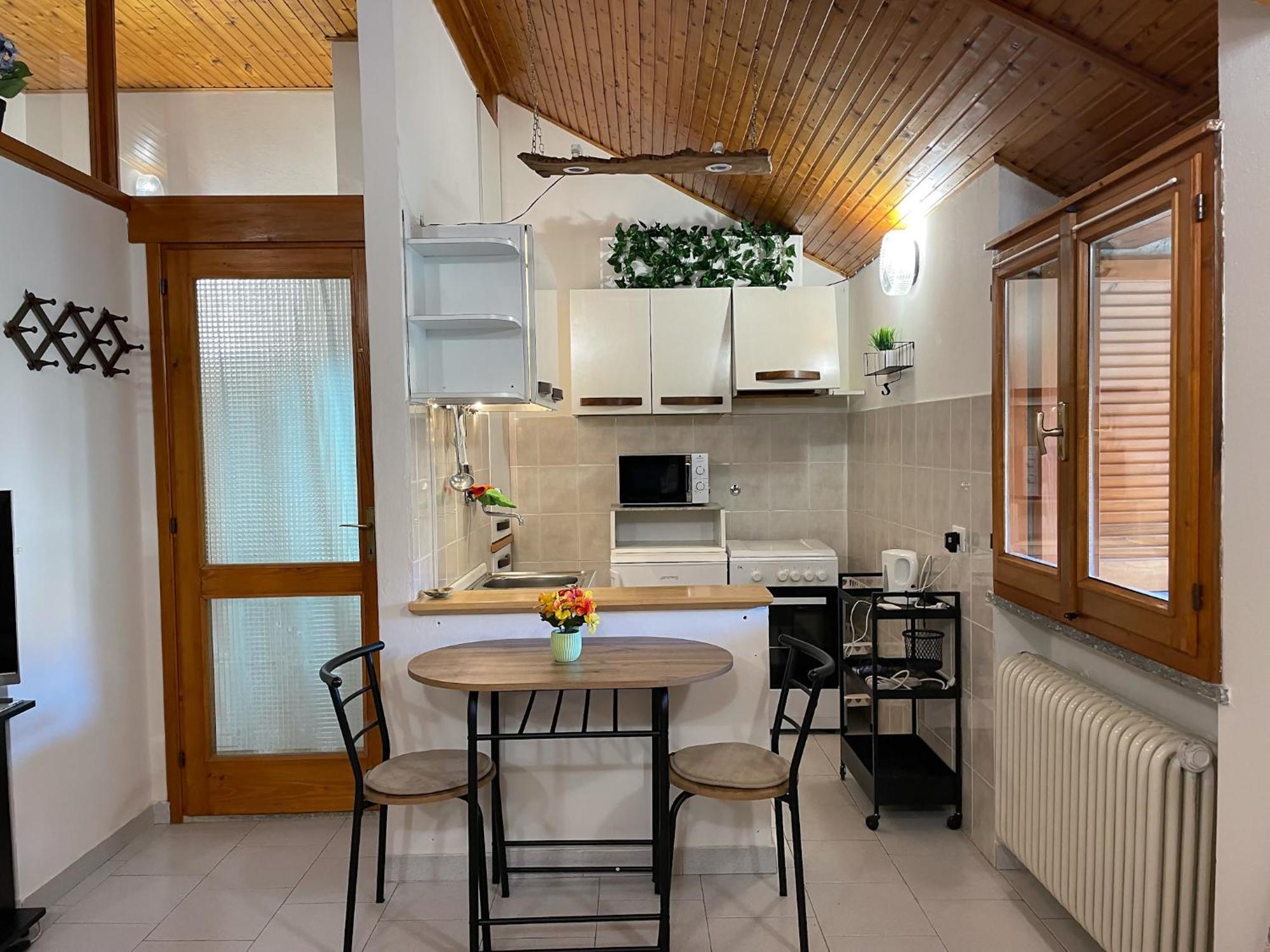 La Corte Dei Torri Loft On The Lake Oliveto Lario المظهر الخارجي الصورة