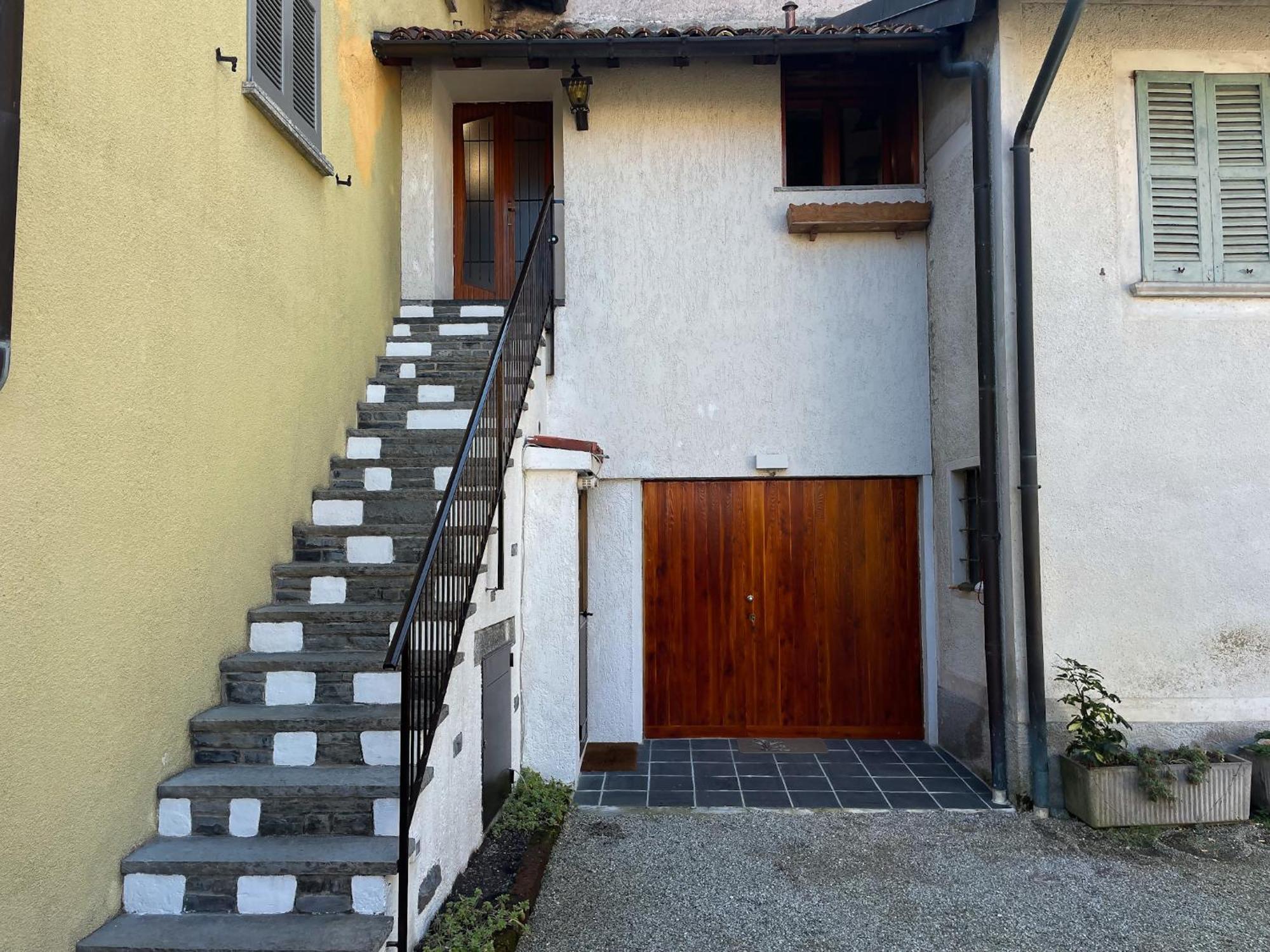 La Corte Dei Torri Loft On The Lake Oliveto Lario المظهر الخارجي الصورة