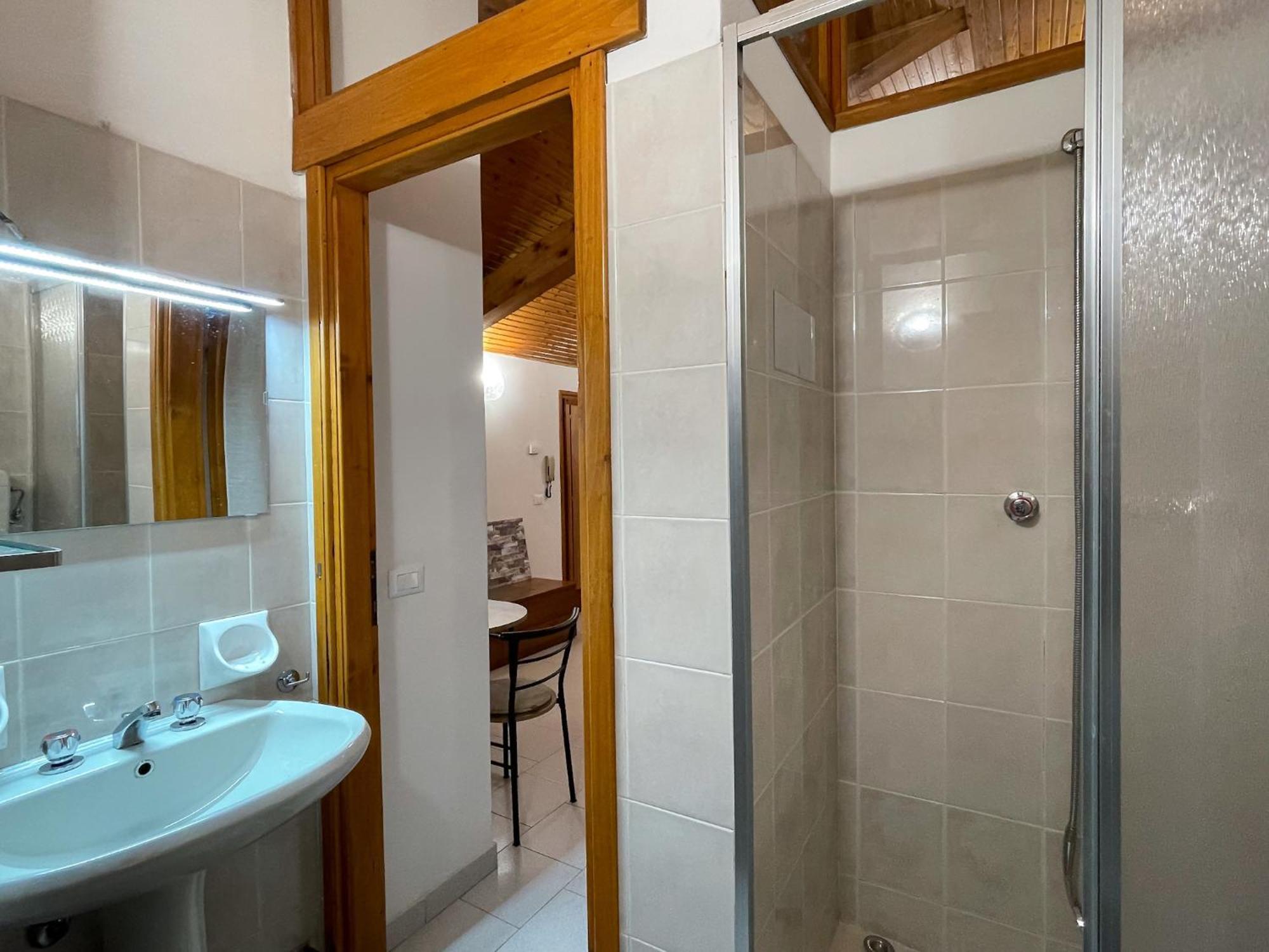 La Corte Dei Torri Loft On The Lake Oliveto Lario المظهر الخارجي الصورة